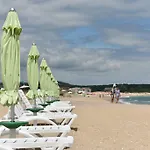 Aldeamento Turístico Holidays