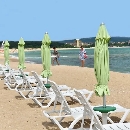 Holidays 3*